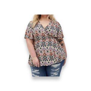 Torrid Women’s Ikat Gauze Smocked Surplice Light Stone Grey Blouse, size 6